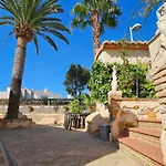 Villa Las Adelfas